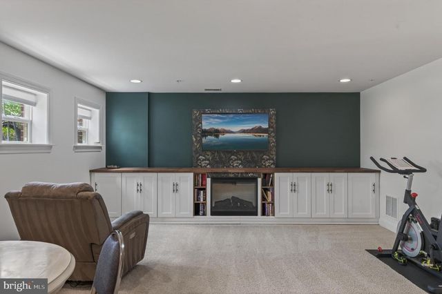 1211 SHENANDOAH SQ N, Brunswick, MD 21716
