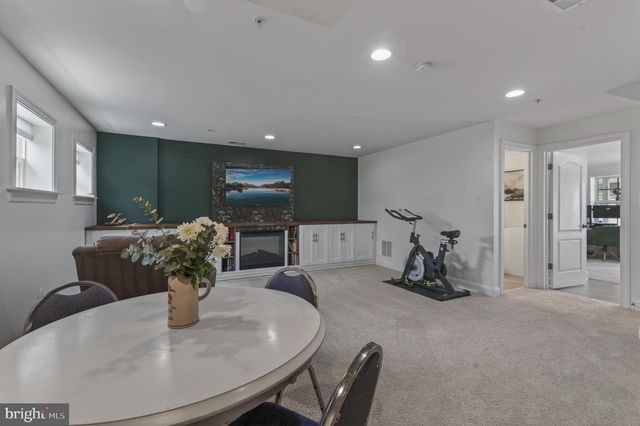 1211 SHENANDOAH SQ N, Brunswick, MD 21716