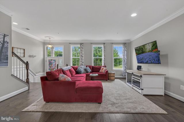 1211 SHENANDOAH SQ N, Brunswick, MD 21716