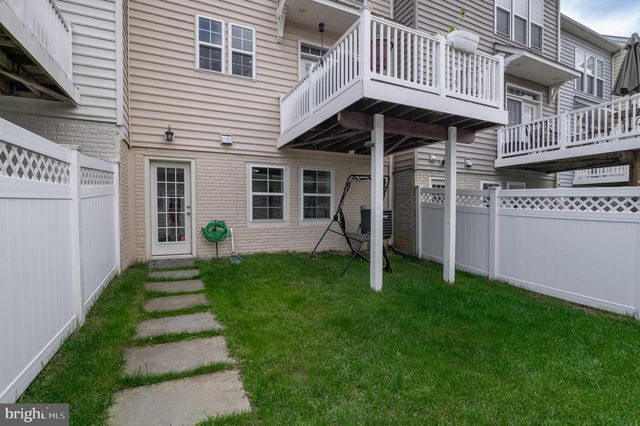 1211 SHENANDOAH SQ N, Brunswick, MD 21716