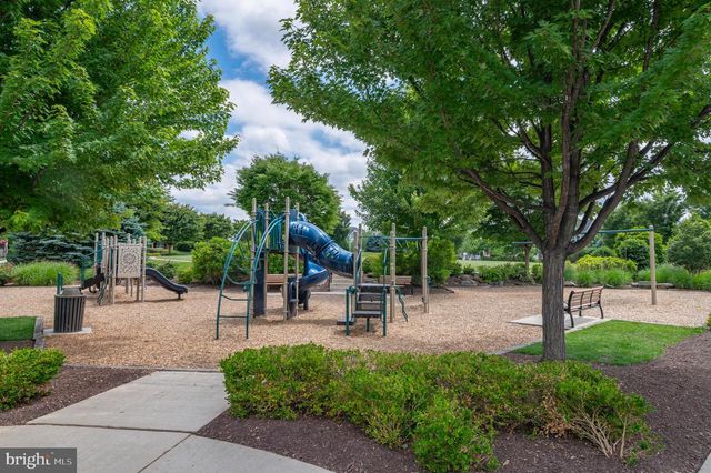 1211 SHENANDOAH SQ N, Brunswick, MD 21716