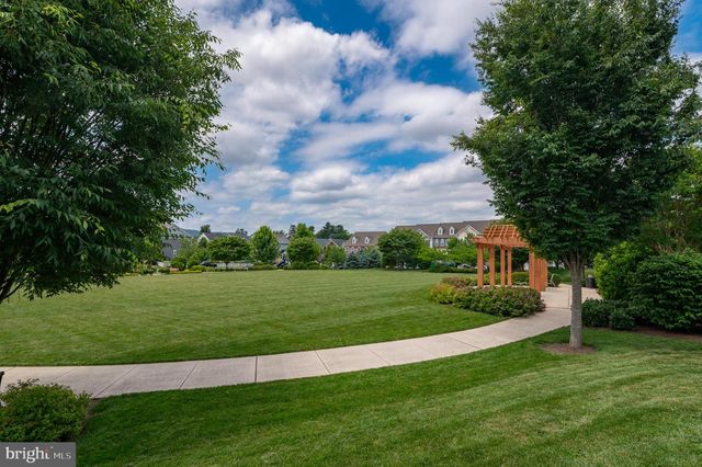 1211 SHENANDOAH SQ N, Brunswick, MD 21716