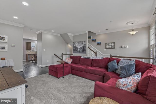 1211 SHENANDOAH SQ N, Brunswick, MD 21716