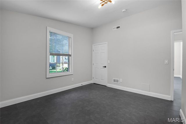 165 School Street, Glen Carbon, IL 62034