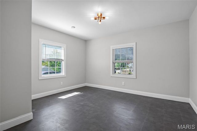 165 School Street, Glen Carbon, IL 62034