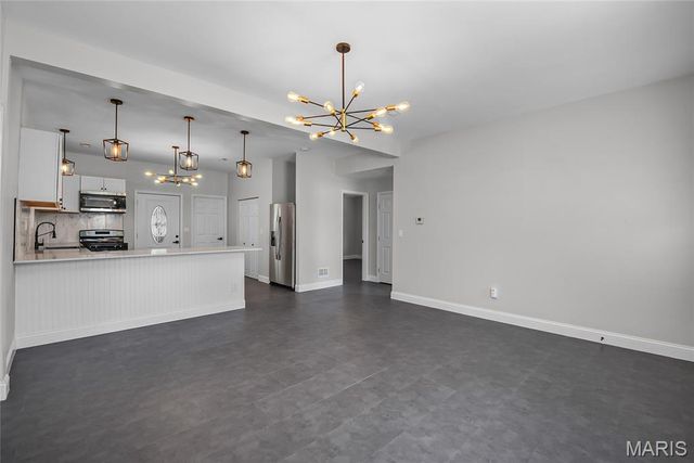 165 School Street, Glen Carbon, IL 62034