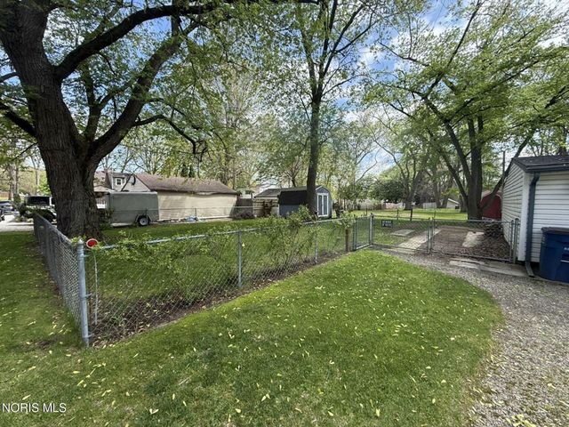 5240 Adella Street, Toledo, OH 43613