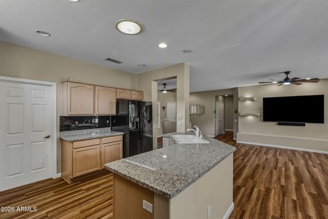 17709 N SOMERSET Drive, Surprise, AZ 85374