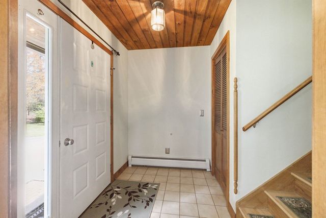 9 Wooddale Circle, Newbury, NH 03255