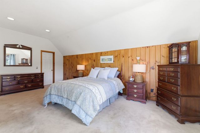 9 Wooddale Circle, Newbury, NH 03255