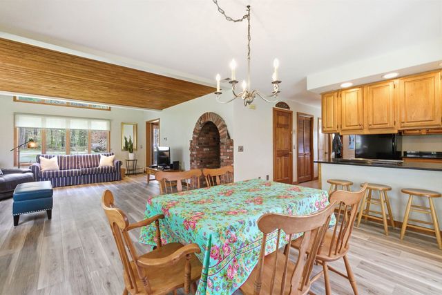 9 Wooddale Circle, Newbury, NH 03255