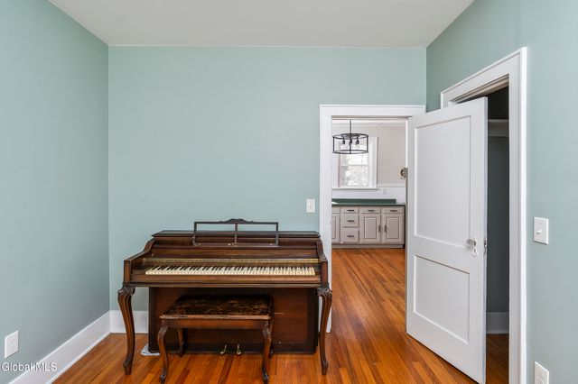 477 Brunswick Road, Troy, NY 12180