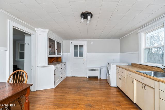 477 Brunswick Road, Troy, NY 12180