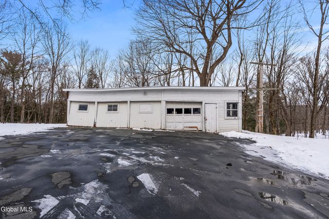 477 Brunswick Road, Troy, NY 12180