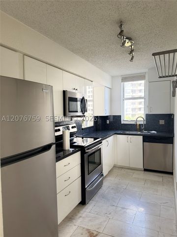 770 CLAUGHTON ISLAND DR 601, Miami, FL 33131