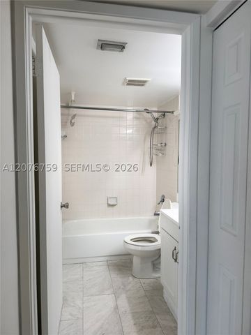 770 CLAUGHTON ISLAND DR 601, Miami, FL 33131