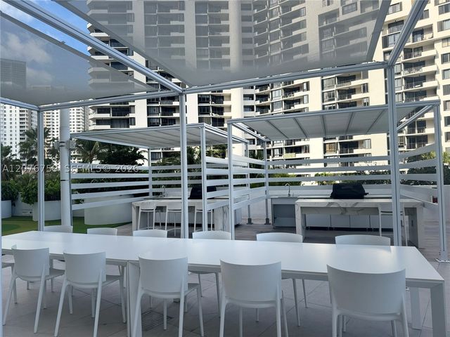 770 CLAUGHTON ISLAND DR 601, Miami, FL 33131