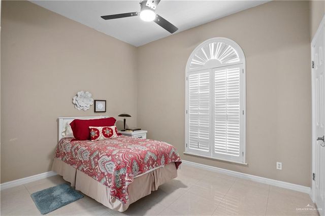 1300 Northgate Lane, Mcallen, TX 78504