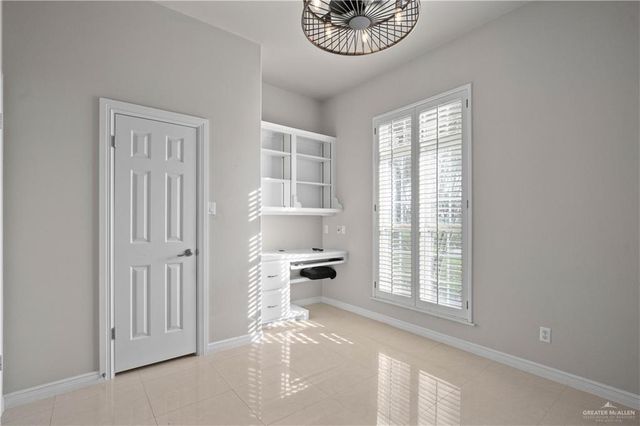 1300 Northgate Lane, Mcallen, TX 78504