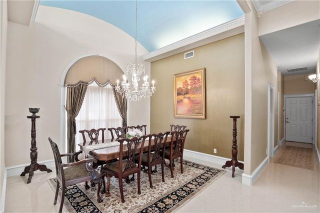 1300 Northgate Lane, Mcallen, TX 78504