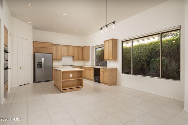6569 E EVENING GLOW Drive, Scottsdale, AZ 85266