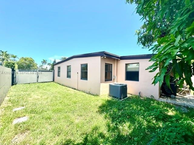 4500 SW 97th Ave, Miami, FL 33165