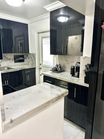 4500 SW 97th Ave, Miami, FL 33165