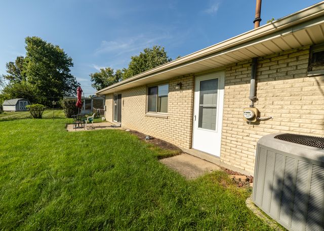 1039 Heathwood Drive 1039 Heathwood Drive, Englewood, OH 45322