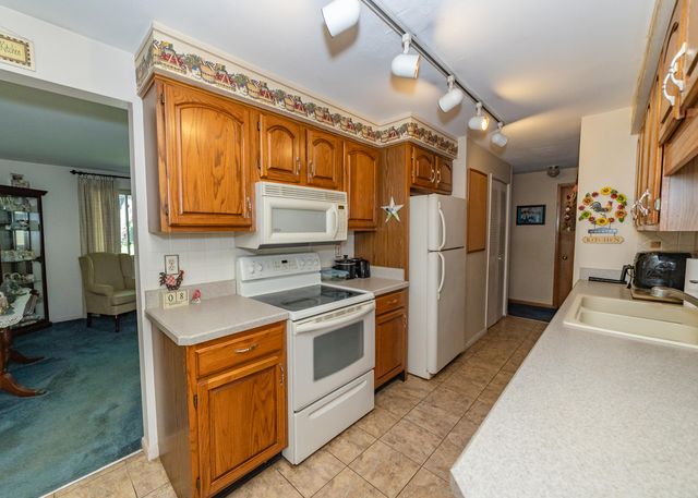 1039 Heathwood Drive 1039 Heathwood Drive, Englewood, OH 45322