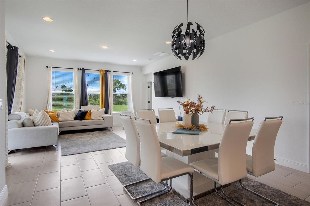 Image 6 of property listing at 18863 RAWSON STREET, Orlando, FL 32827