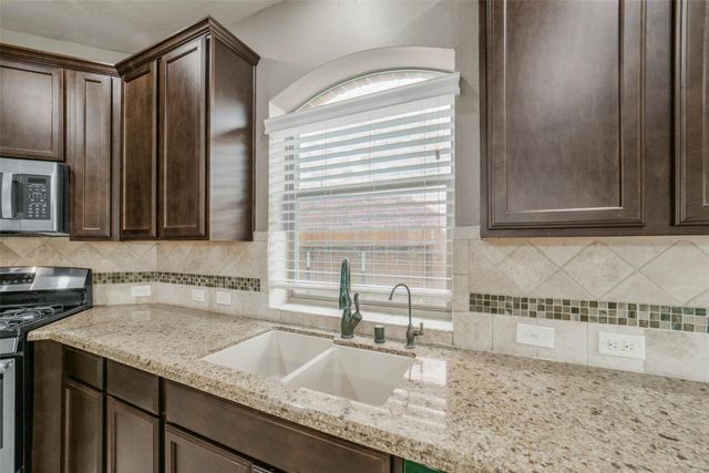 16702 Radiant Lilac Trail, Cypress, TX 77433