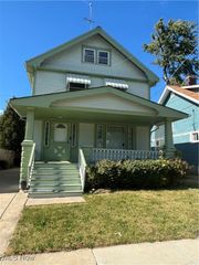 3372 W 90th Street, Cleveland, OH 44102