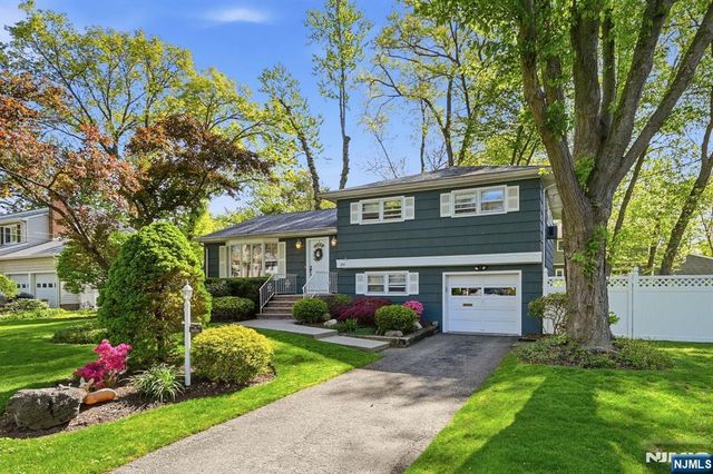 291 S Chestnut Street, Twp Of Washington, NJ 07676