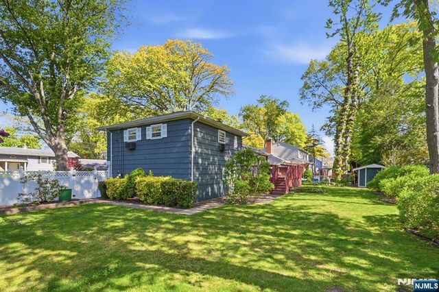 291 S Chestnut Street, Twp Of Washington, NJ 07676