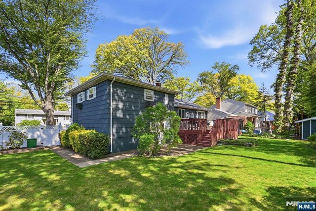291 S Chestnut Street, Twp Of Washington, NJ 07676