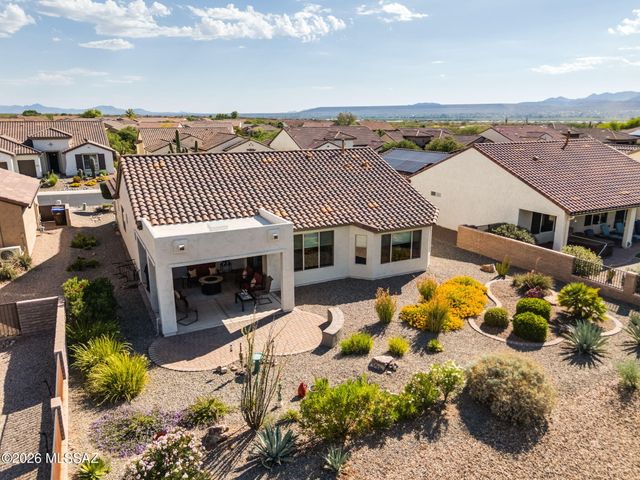 2101 E Madera Plateau Drive, Green Valley, AZ 85614