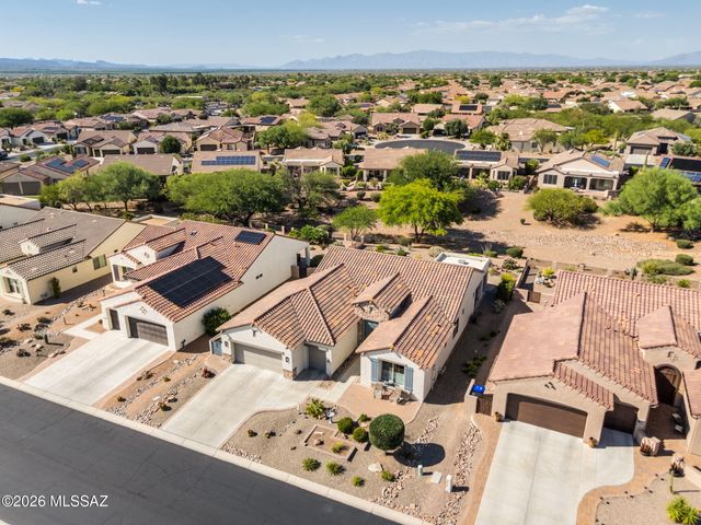 2101 E Madera Plateau Drive, Green Valley, AZ 85614