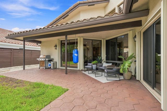 23161 L'Ermitage Circle, Boca Raton, FL 33433