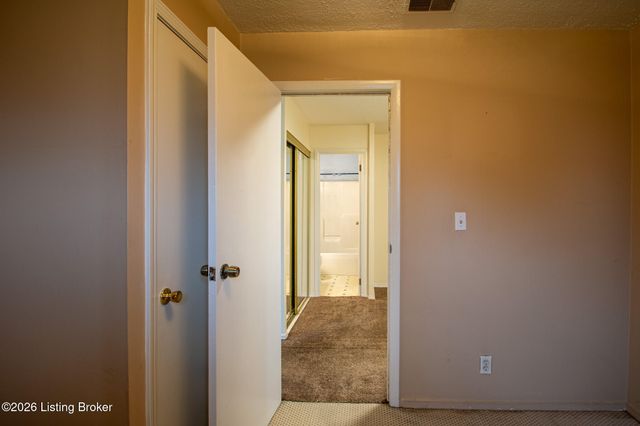 5905 Norton Ave, Louisville, KY 40213