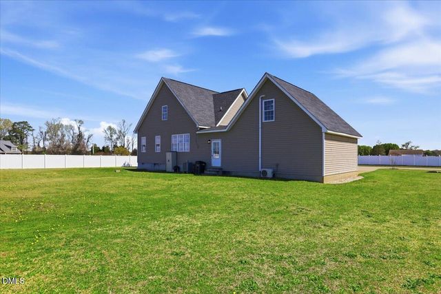 8806 Eatchel Court, Sims, NC 27880