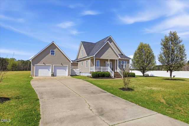 8806 Eatchel Court, Sims, NC 27880