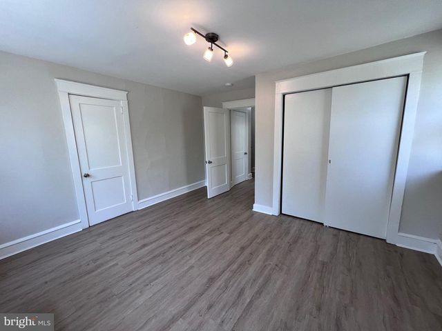 910 E 20TH ST, Chester, PA 19013