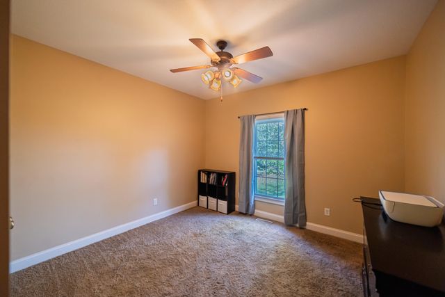 585 Krebs Station Road, Paducah, KY 42003