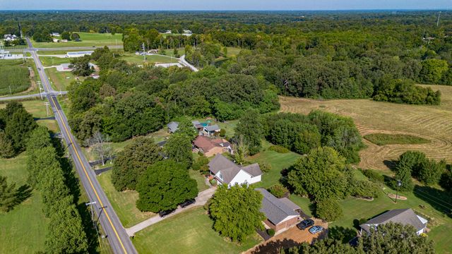 585 Krebs Station Road, Paducah, KY 42003