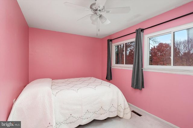 1N LAKE DRIVE, East Windsor, NJ 08520