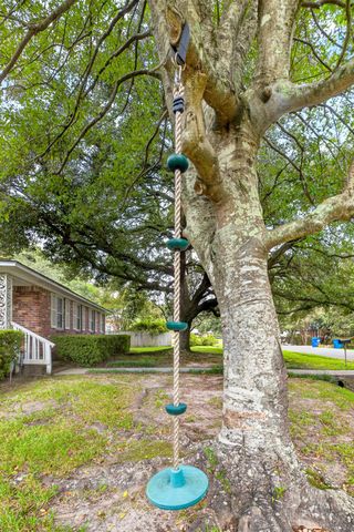 1884 Saint Julian Drive, Charleston, SC 29407