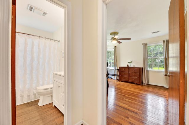 1884 Saint Julian Drive, Charleston, SC 29407
