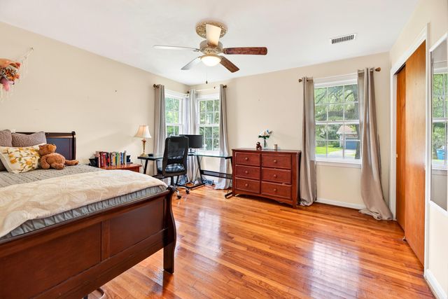 1884 Saint Julian Drive, Charleston, SC 29407