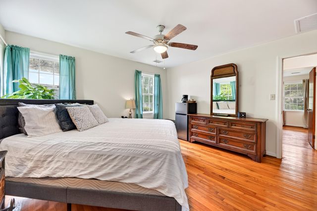 1884 Saint Julian Drive, Charleston, SC 29407