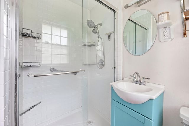 1884 Saint Julian Drive, Charleston, SC 29407